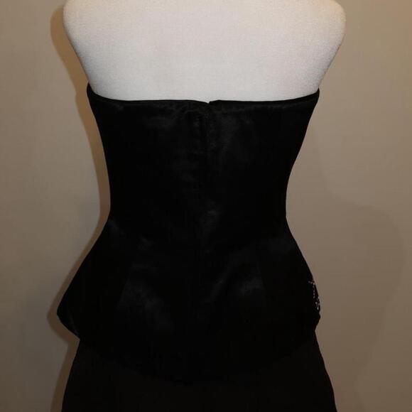 corsets - Picture 4 of 5
